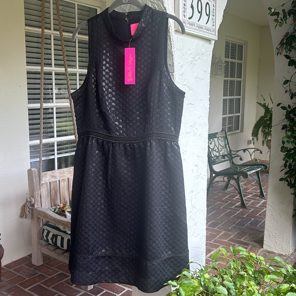 Lilly Pulitzer-12-sleeveless black dress- - Picture 2 of 9